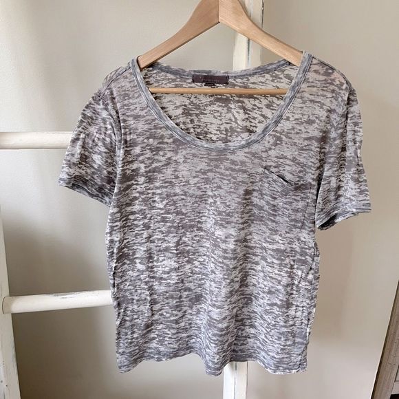 TWENTYONE || woman’s medium see-through grey patterned tee - Picture 1 of 5